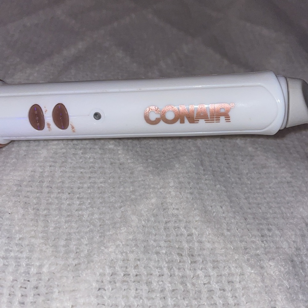 NIB Conair Double Ceramic Curling Iron - Picture 2 of 8